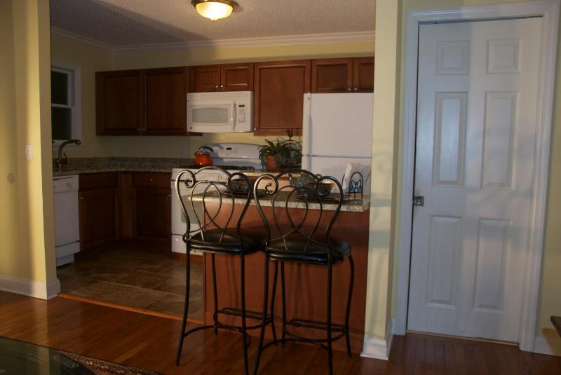 Deluxe Two-Bedroom Apartment image 1