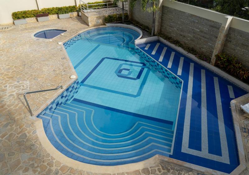 Apto con piscina en Bello Horizonte cerca playa - image 27