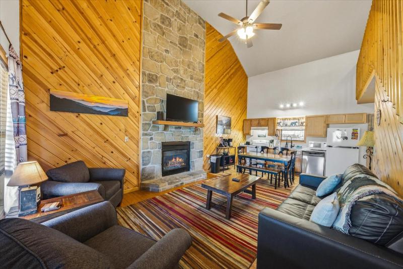 529 Reba Cabin - image 6