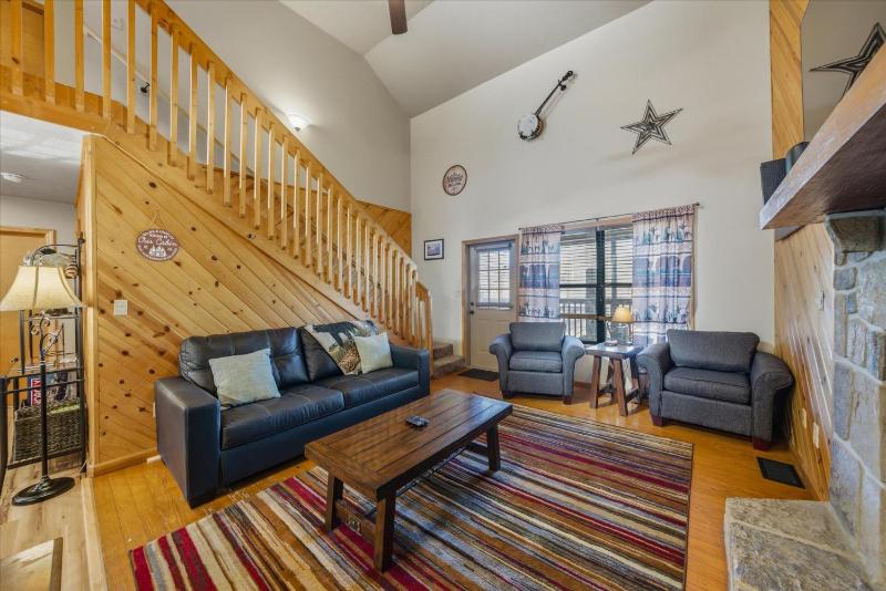529 Reba Cabin - image 10