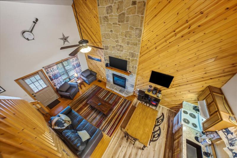 529 Reba Cabin - image 5