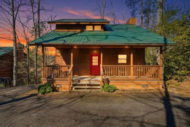 529 Reba Cabin - image 11