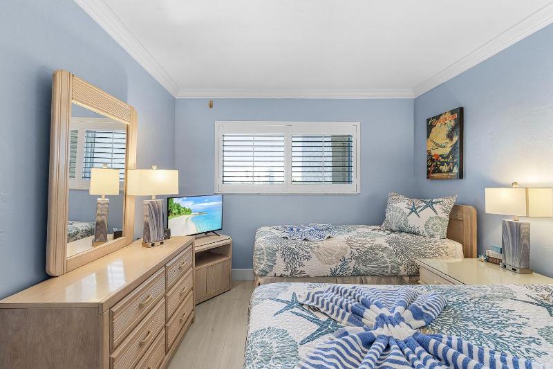 Carlos Point 336 Beautiful Gulf Front 2 Bedroom Condo on the South End of the Island! condo - image 7