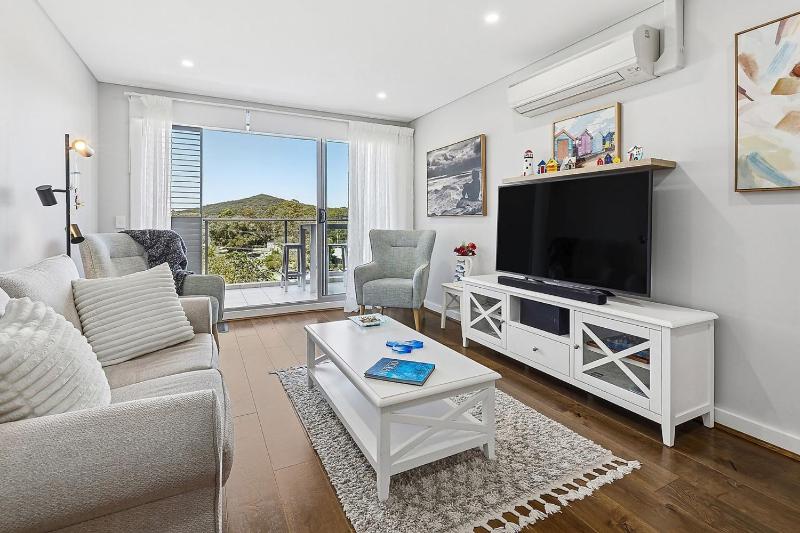 The Shoal 407 6-8 Bullecourt St - linen lift and 2 minutes to the water and shops - image 19