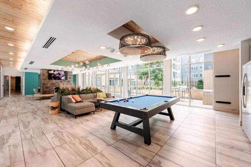 Riverwalk Pool View Condo Pets Free Parking - image 5