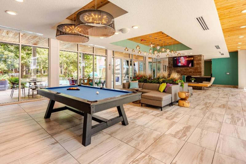 Riverwalk Pool View Condo Pets Free Parking - image 16