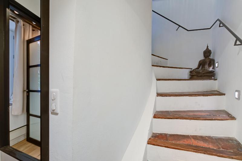 Maison Sans Delai with Sea View Terrace - Happy Rentals - image 6