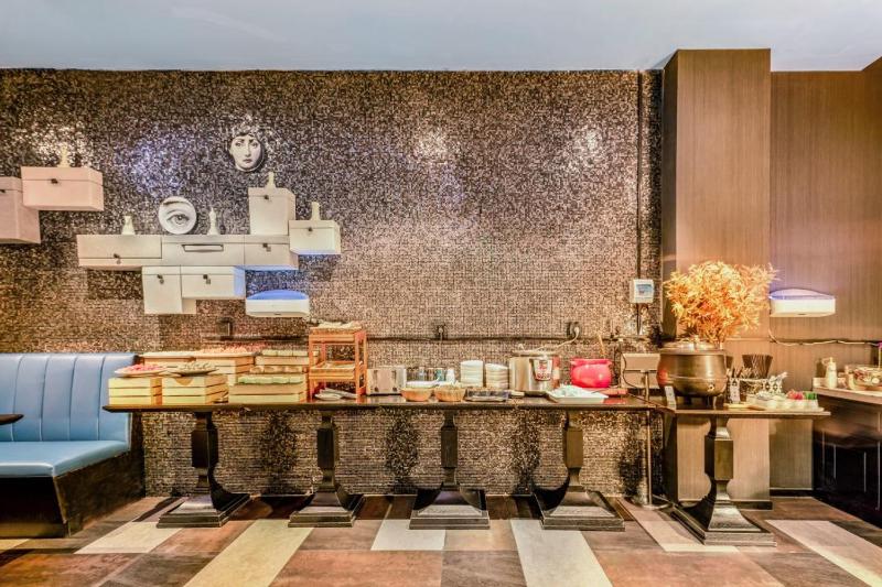 Orange Hotel Changsha Wuyi Square IFS - image 3