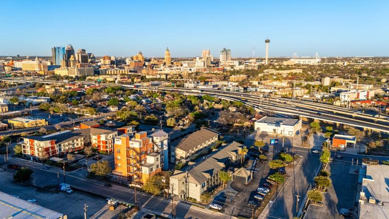Baymont by Wyndham San Antonio Downtown - image 22