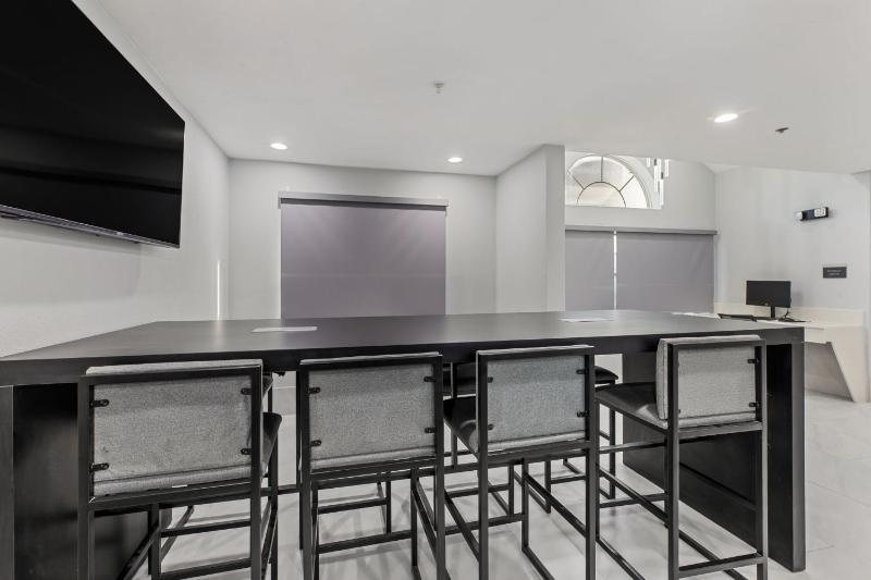 Baymont by Wyndham San Antonio Downtown - image 24