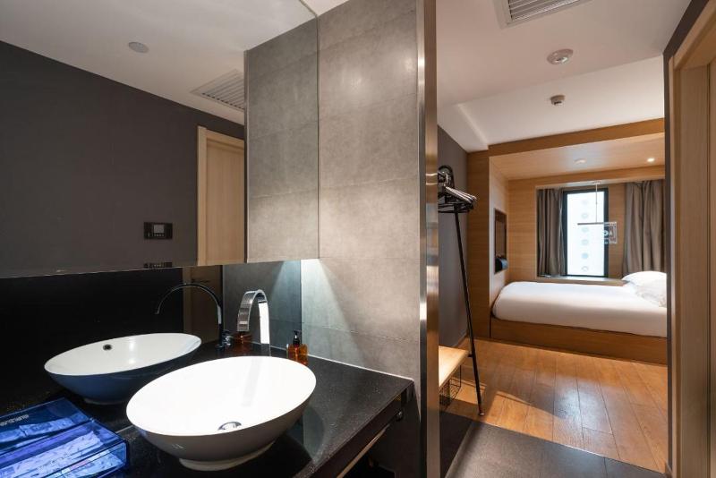 Orange Hotel Changsha Wuyi Square IFS - image 11