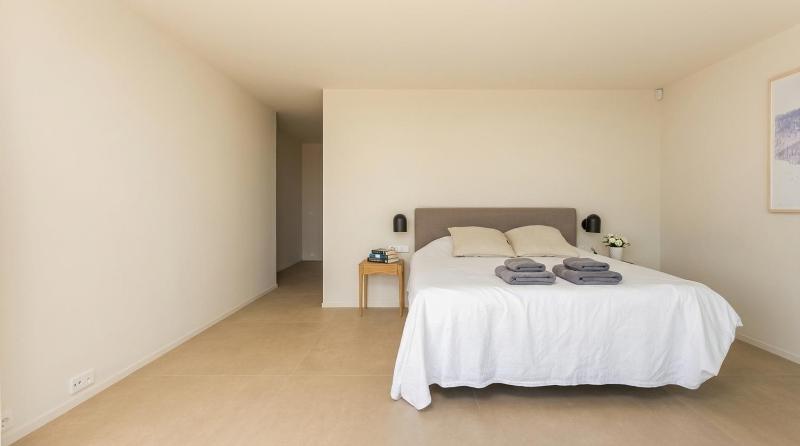 Villa Al Fresco Sitges Center and 10 minutes walk from beach Amaizing Design New Villa and new urbanization - image 30