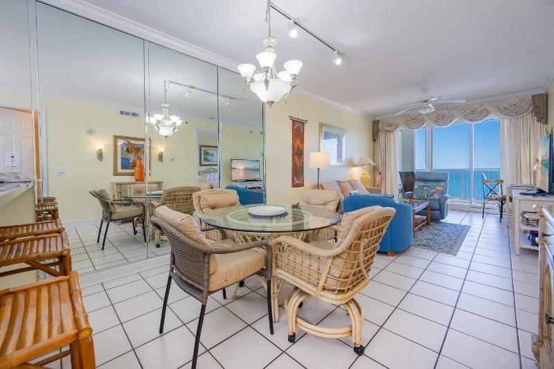 Island Royale 404 - image 1