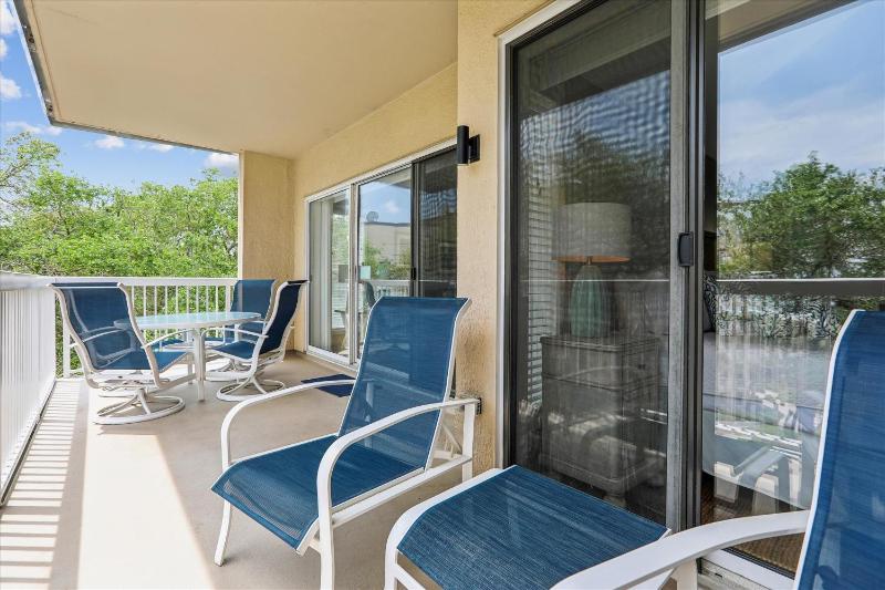 416 Barrington Court by Beach Properties of Hilton Head - image 2
