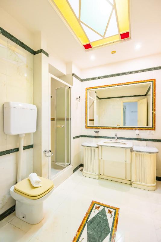 Luxury Toledo 22 by Napoliapartments - image 7