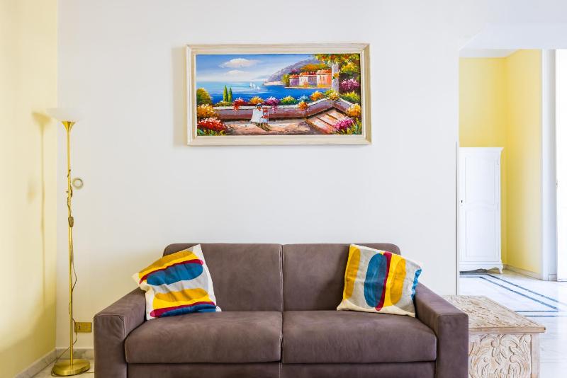 Luxury Toledo 22 by Napoliapartments - image 10