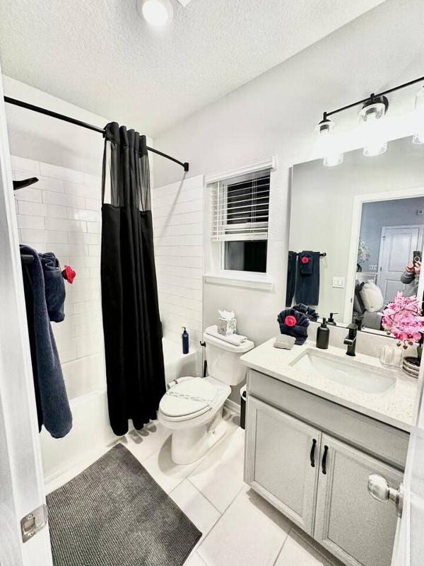 Downtown Orlando Modern Zen Studio Private Hot Tub - image 9