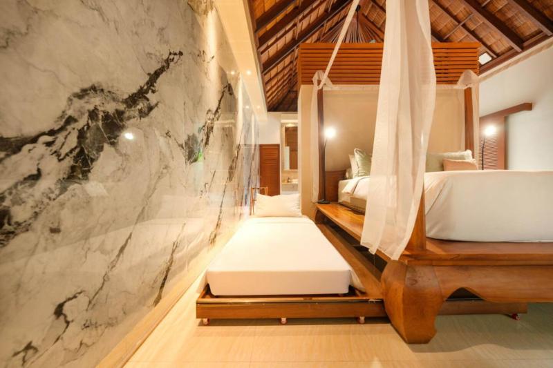 Disini - Ultra Deluxe Spa Villa - image 10