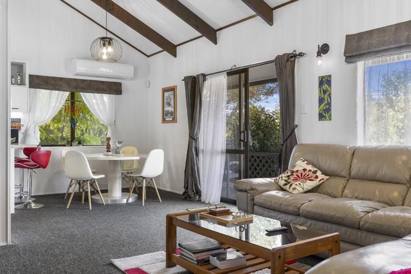 Family Friendly 3BR Home close to Lake Taupo - image 46