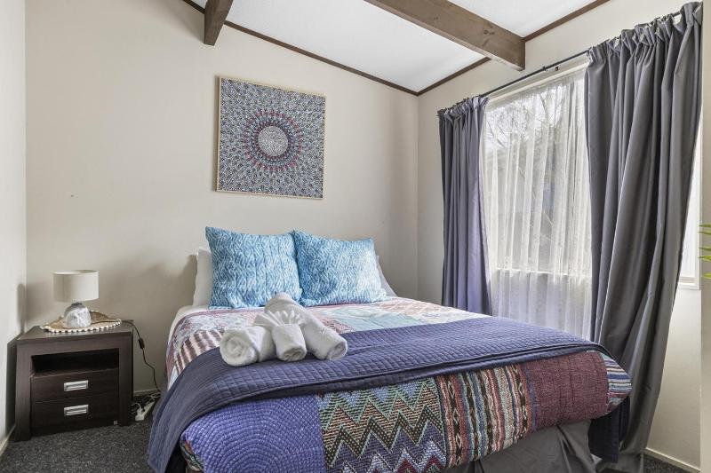 Family Friendly 3BR Home close to Lake Taupo - image 21