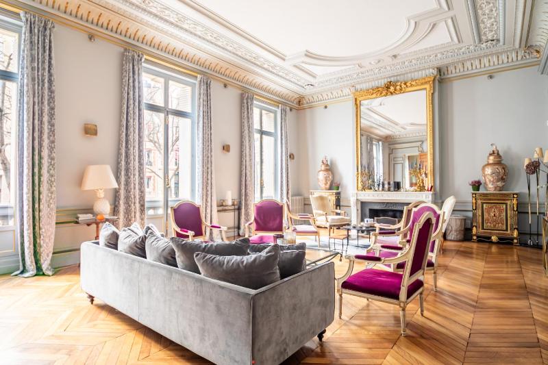Wagram Luxury Palace - image 1