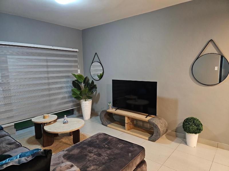 Sky Apartment Mbabane CBD - image 1