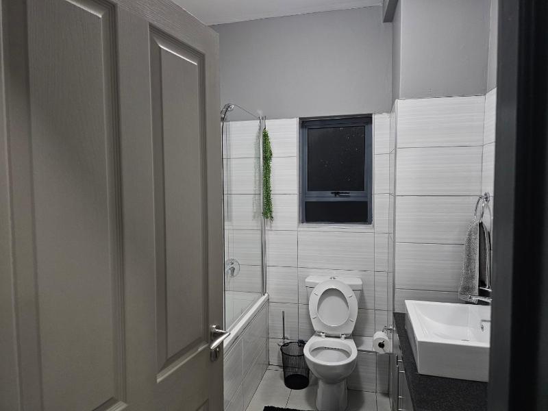 Sky Apartment Mbabane CBD - image 4