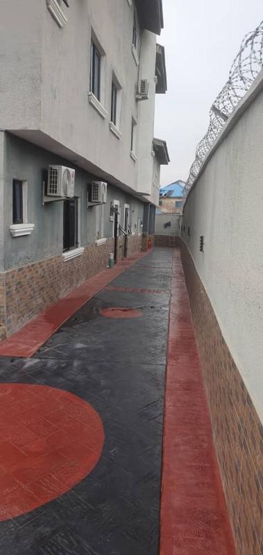 3JD Lavishly Furnished 1-Bed Apt - image 15