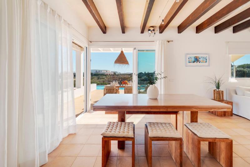 Mercedes - Villa tranquila con vistas al mar - image 7