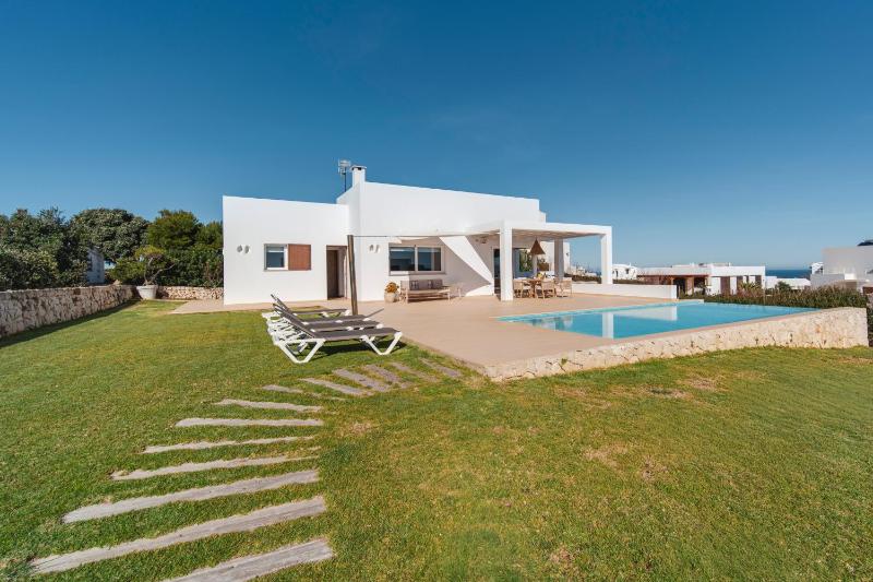 Mercedes - Villa tranquila con vistas al mar - image 14