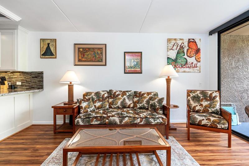 Kona Pacific E629: Beautifully Remodeled condo! - image 30