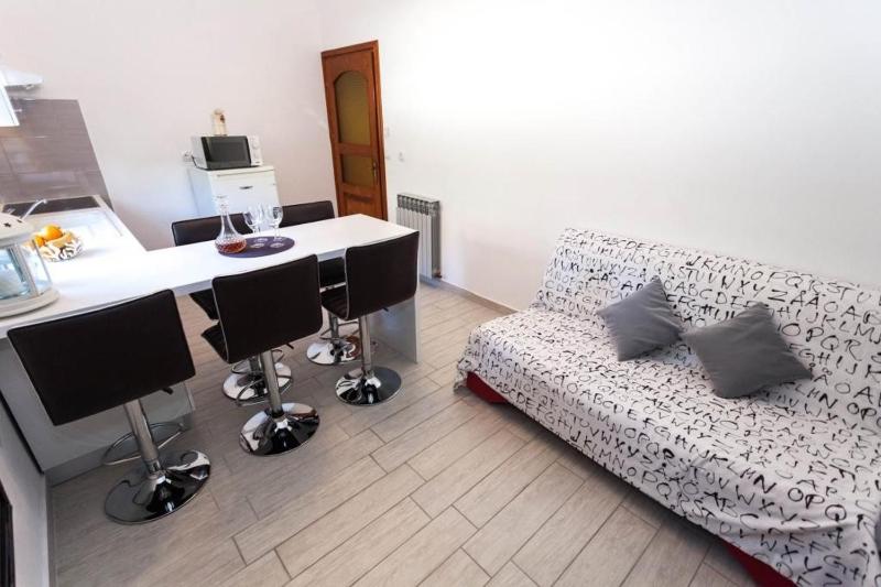 Apartments and rooms with parking space Pakostane Biograd - 24768 - image 24