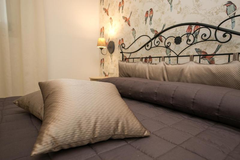 Standard Double Room image 4