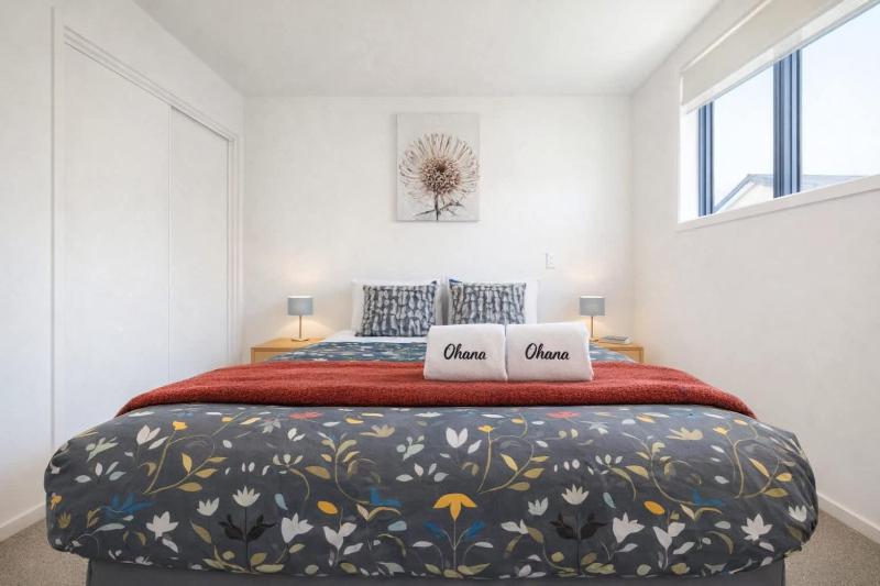 Bright Christchurch Apartment with Private Patio - image 16