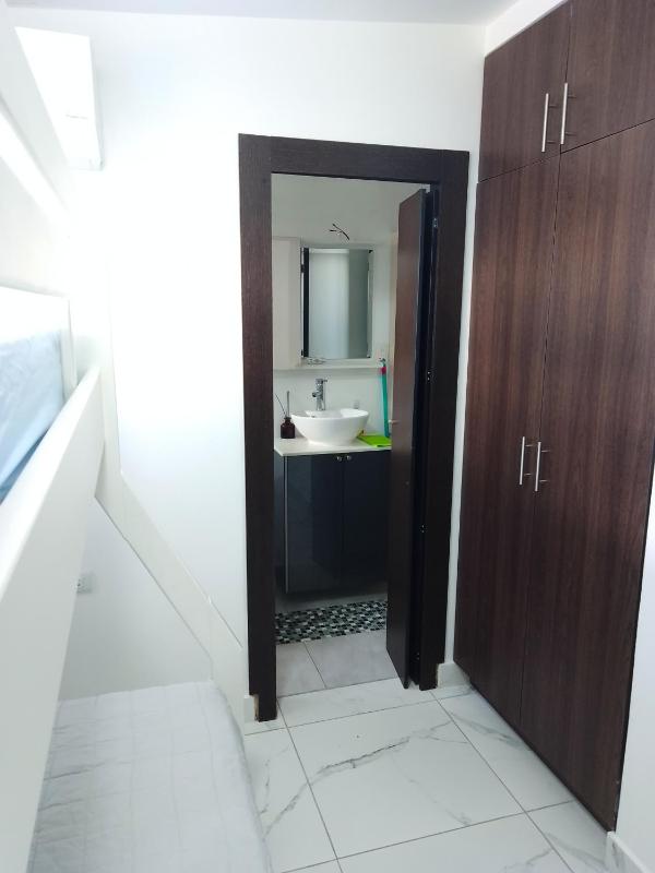 Moderna Suite en Kennedy Vieja - Cerca a centros comerciales - image 14
