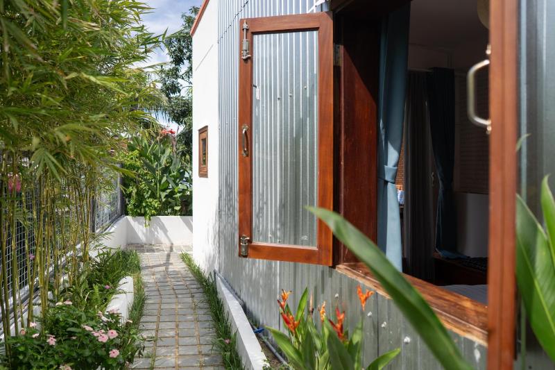 Nha Tho Homestay An Bang 2-min walk from beach - image 9