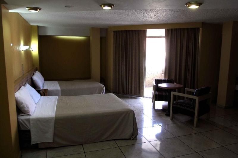 Hotel Universo - image 9