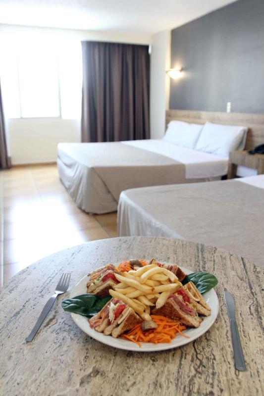 Hotel Universo - image 12
