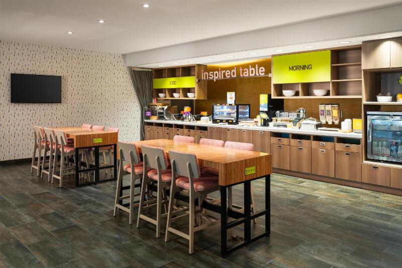 Home2 Suites by Hilton Jacksonville Airport - image 19