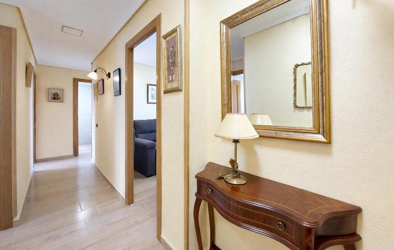 3 Bedroom Beautiful Apartment In Gandía - image 9