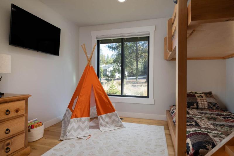 Birdie Lodge - image 27