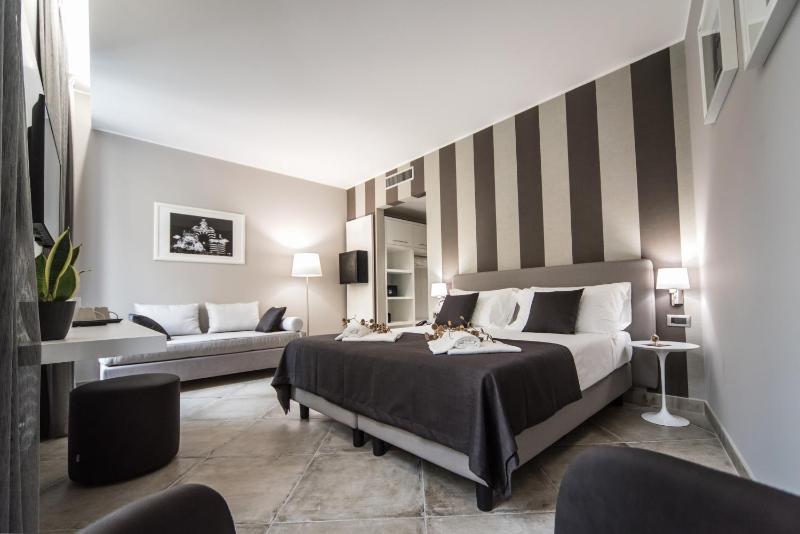 ETNEA 454 Catania Luxury Rooms - image 13
