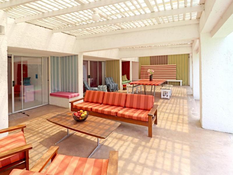 A42 House Art-Filled Boutique Stay Parktown North - image 12