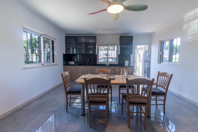 Villa Joselina by Algarve Holidays - image 6