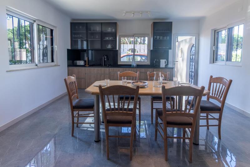 Villa Joselina by Algarve Holidays - image 5