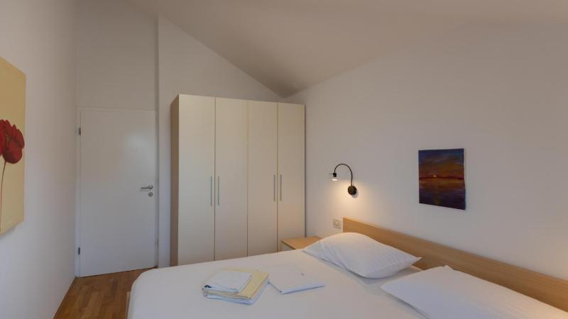 Beatiful Villa Antonela with pool in Makarska - image 14