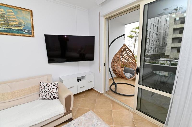 Kojku Apartment with Free Private Beach - image 5