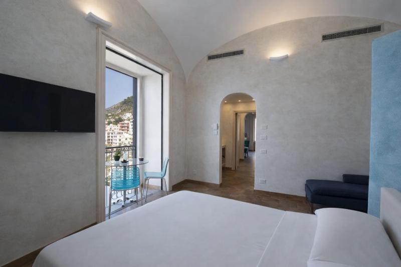 Hotiday Positano Volte Alte - image 25