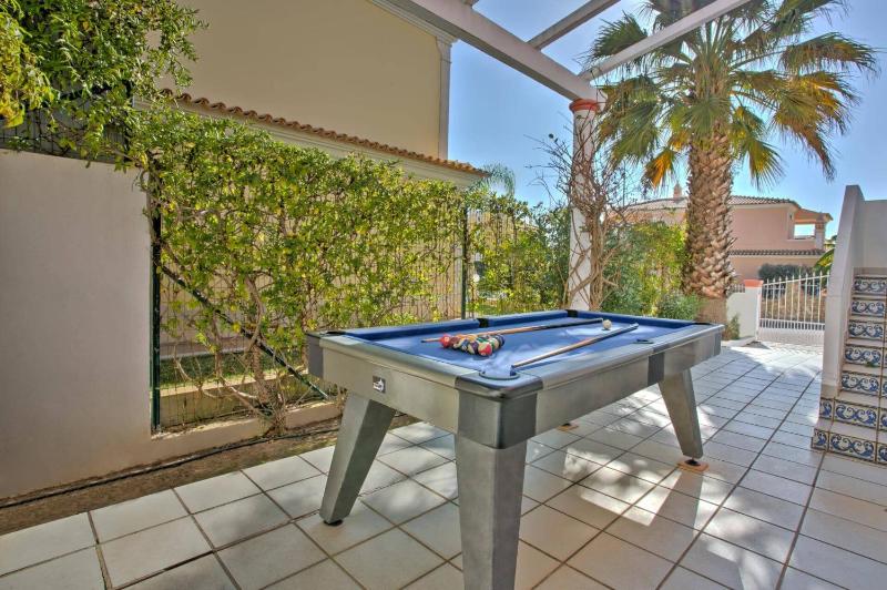 Villa Rosa by Villa Plus - image 13