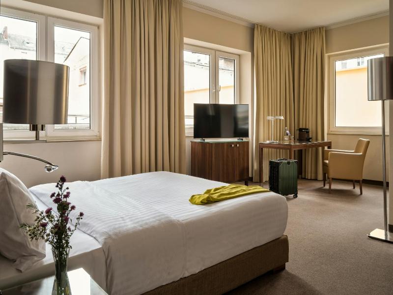 Flemings Hotel Frankfurt Main-Riverside - image 5